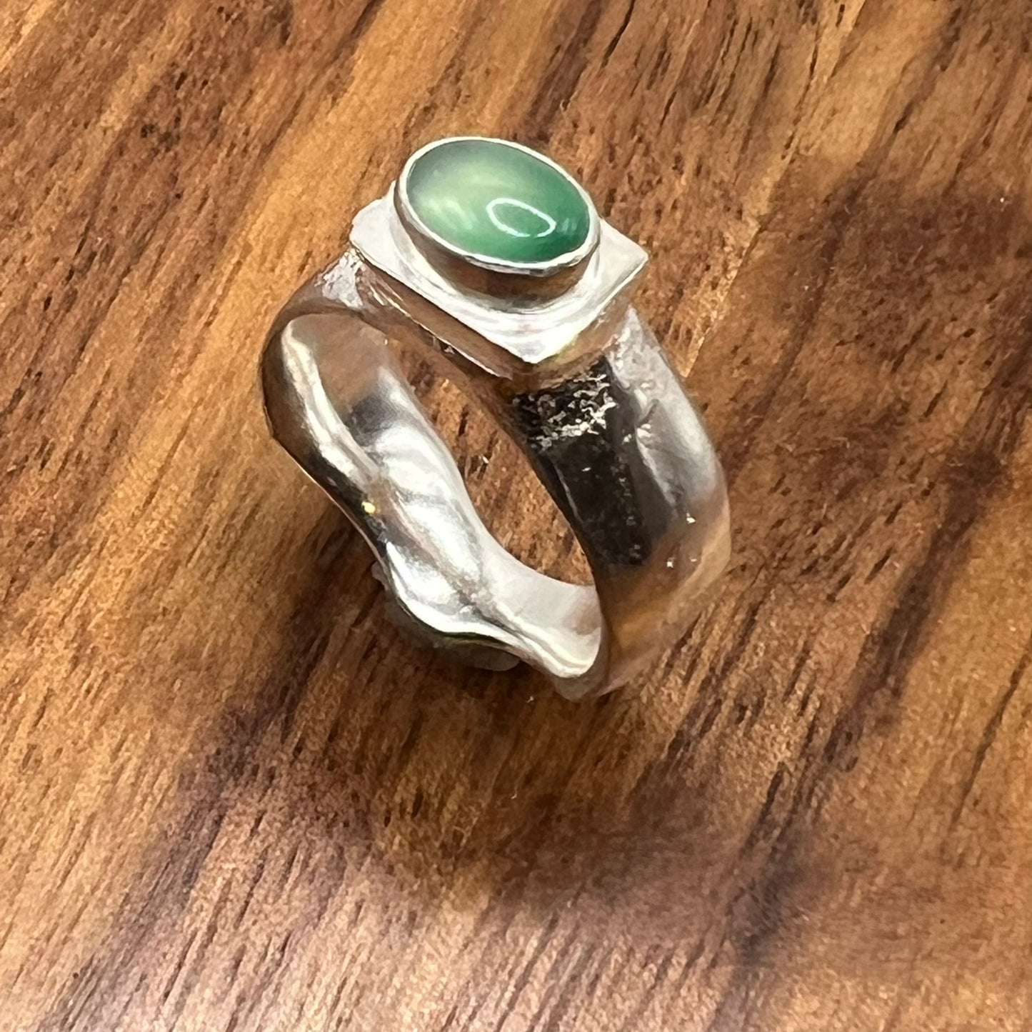 Sandcast Wave Ring with Green Agate